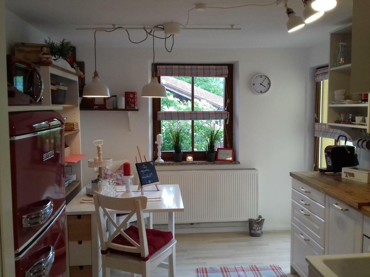 Ferienwohnung Wiesmuehlstrasse Henndorf am Wallersee Exterior foto